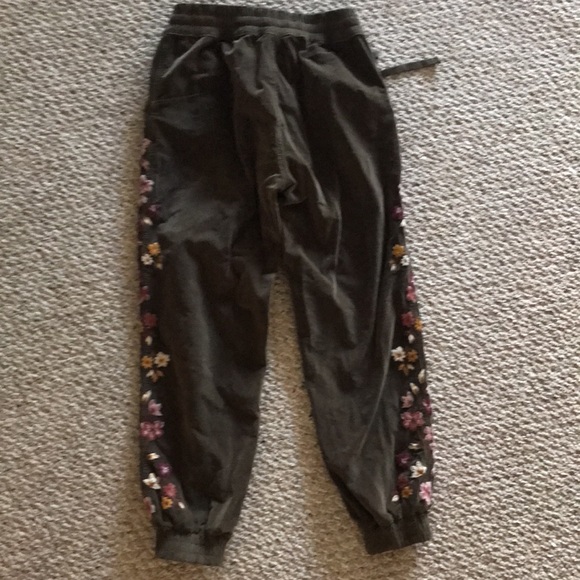 Free People (Driftwood Brand) Brown Corduroy. Size Small - Picture 2 of 4
